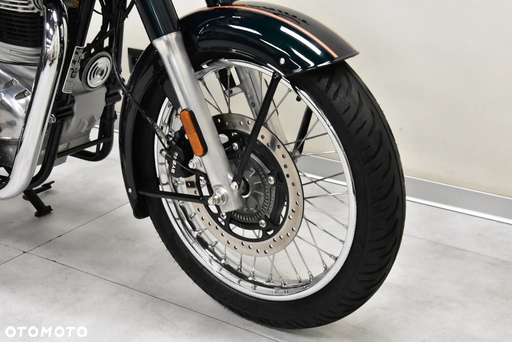 Royal Enfield Classic - 28