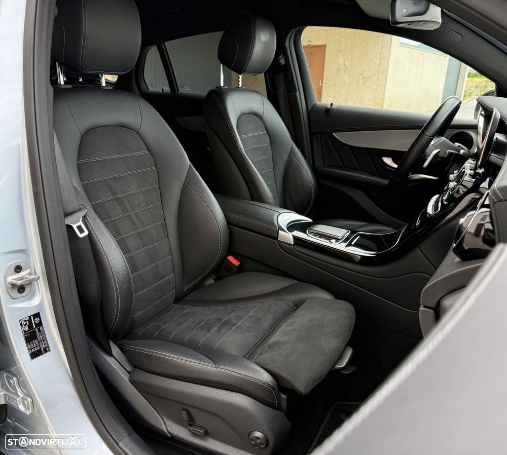 Mercedes-Benz GLC 300 de Coupe 4Matic 9G-TRONIC AMG Line - 24