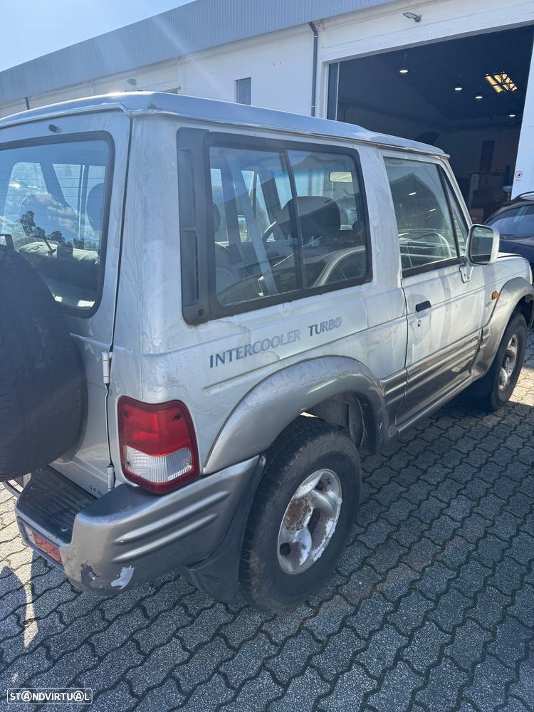 Hyundai Galloper - 4