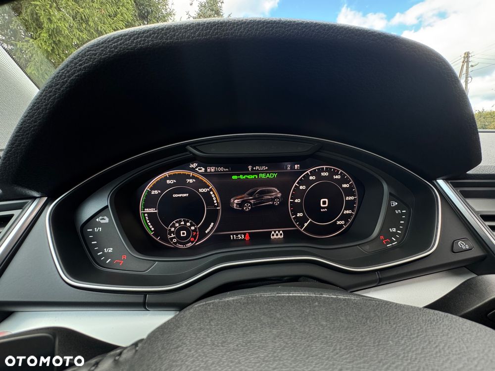 Audi Q5 50 TFSIe quattro S tronic S line business - 29