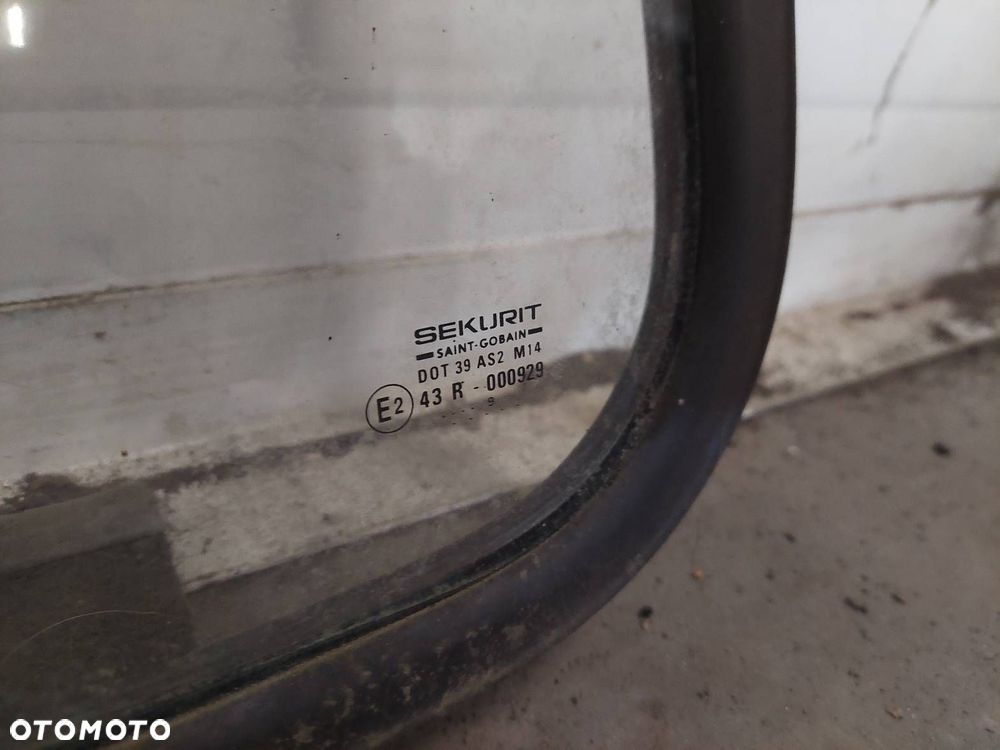 SZYBA TYŁ TYLNA RENAULT TRAFIC I LIFT DOKA 89-00 MAZOWSZE - 3