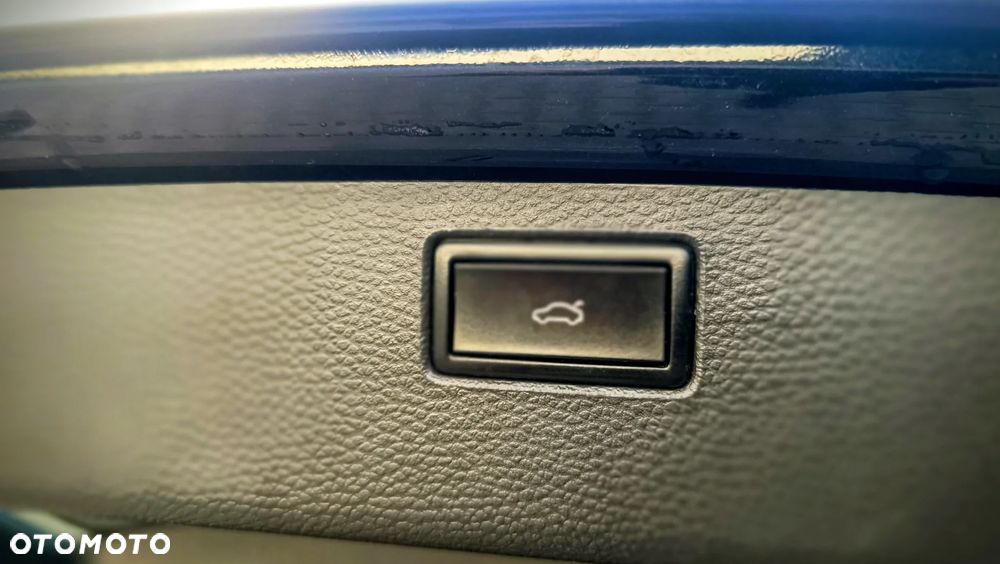 Volkswagen Passat 2.0 TDI Highline DSG - 24