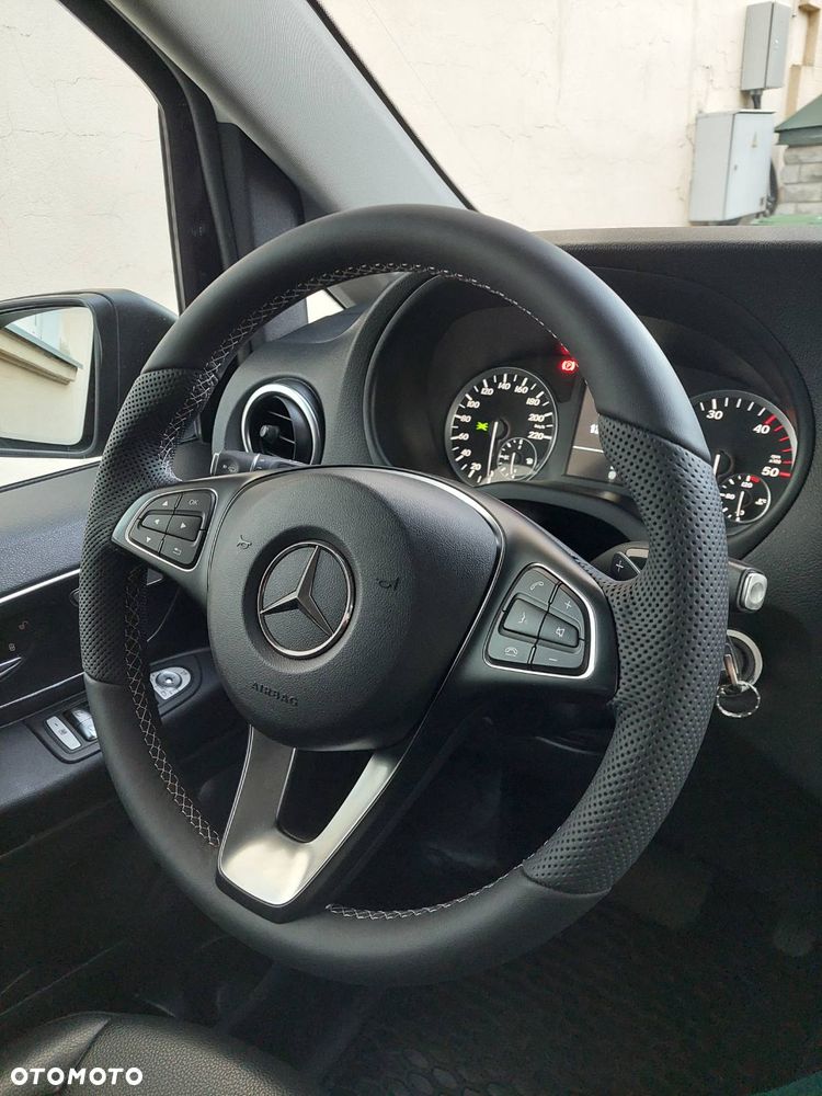 Mercedes-Benz Vito Tourer Lang EDITION - 17