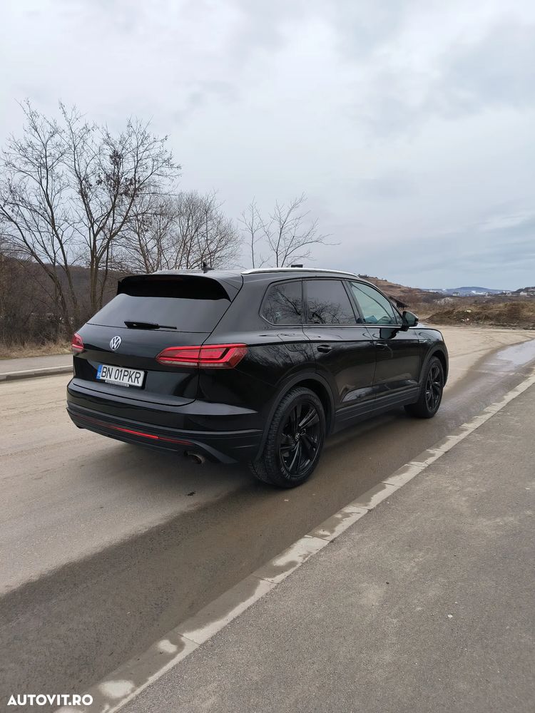 Volkswagen Touareg - 3