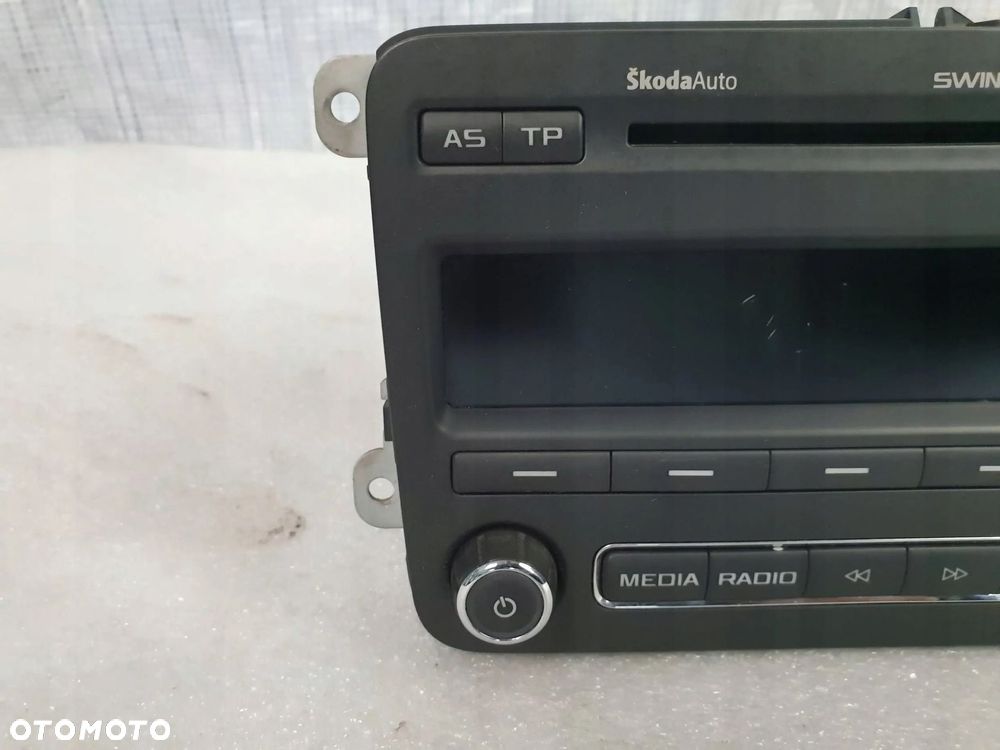 RADIO SKODA FABIA II ROOMSTER SWING 5J0035161C - 3