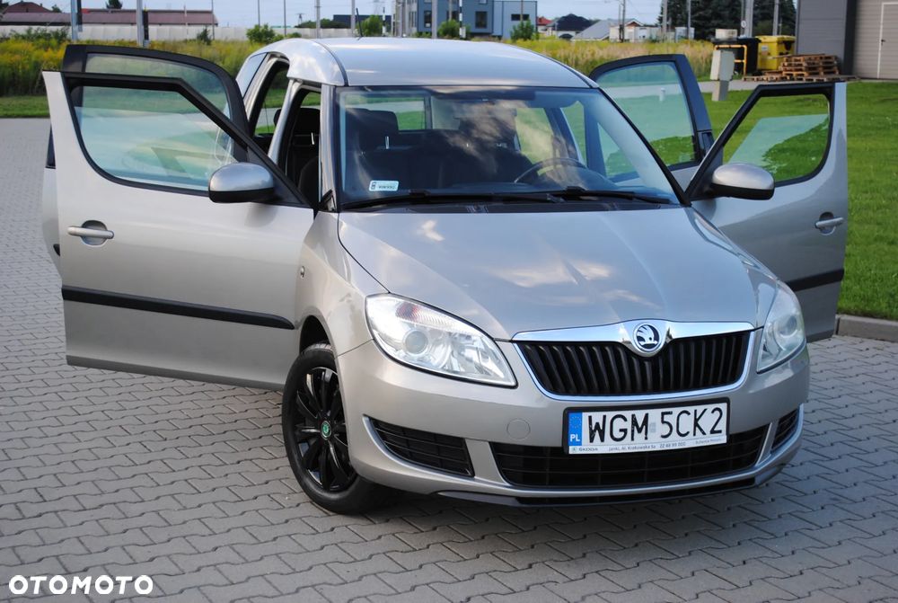Skoda Roomster 1.4 16V Elegance - 20