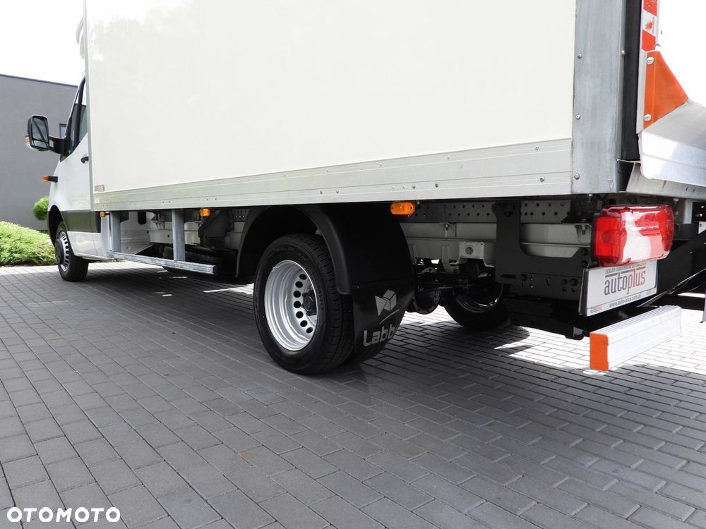 Mercedes-Benz SPRINTER 515 KONTENER WINDA 8 PALET TEMPOMAT BLIŹNIACZE KOŁA KLIMATYZACJA  150KM - 16