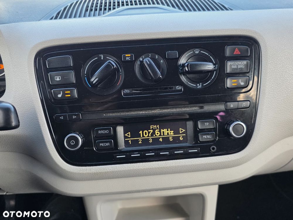 Volkswagen up! 1.0 take CityLine - 20