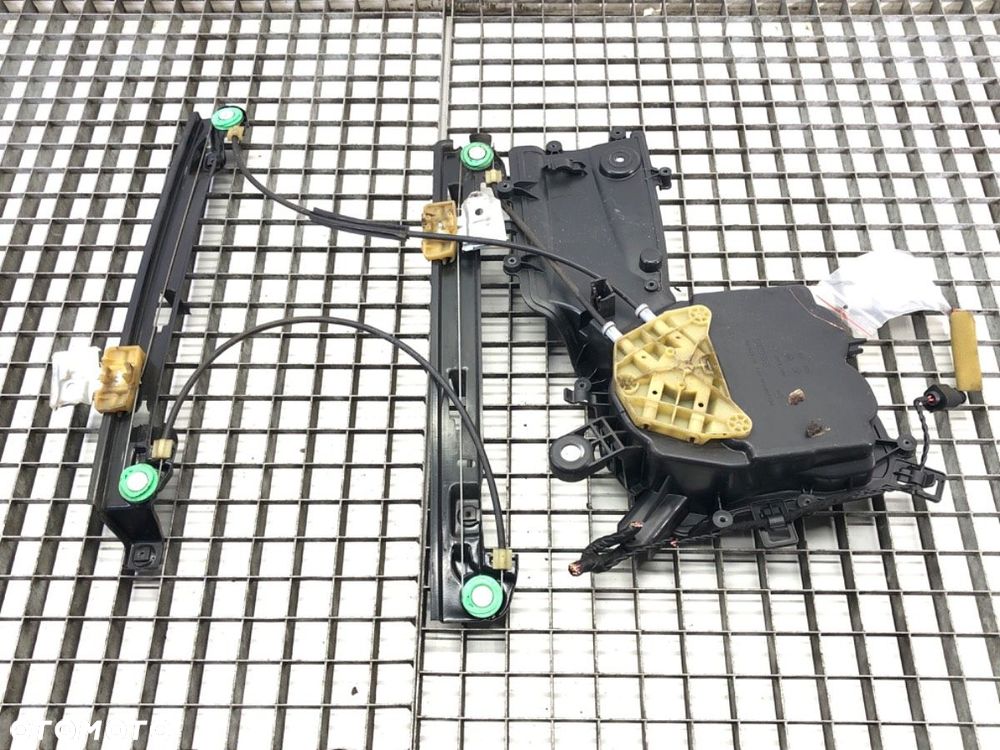 PODNOŚNIK SZYBY PRAWY PRZÓD  SEAT LEON (1P1) 2005 - 2013 1.6 75 kW [102 KM] benzyna 2005 - 2012 - 2