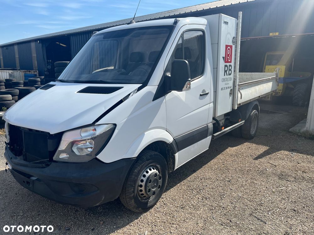 Mercedes-Benz Sprinter - 2