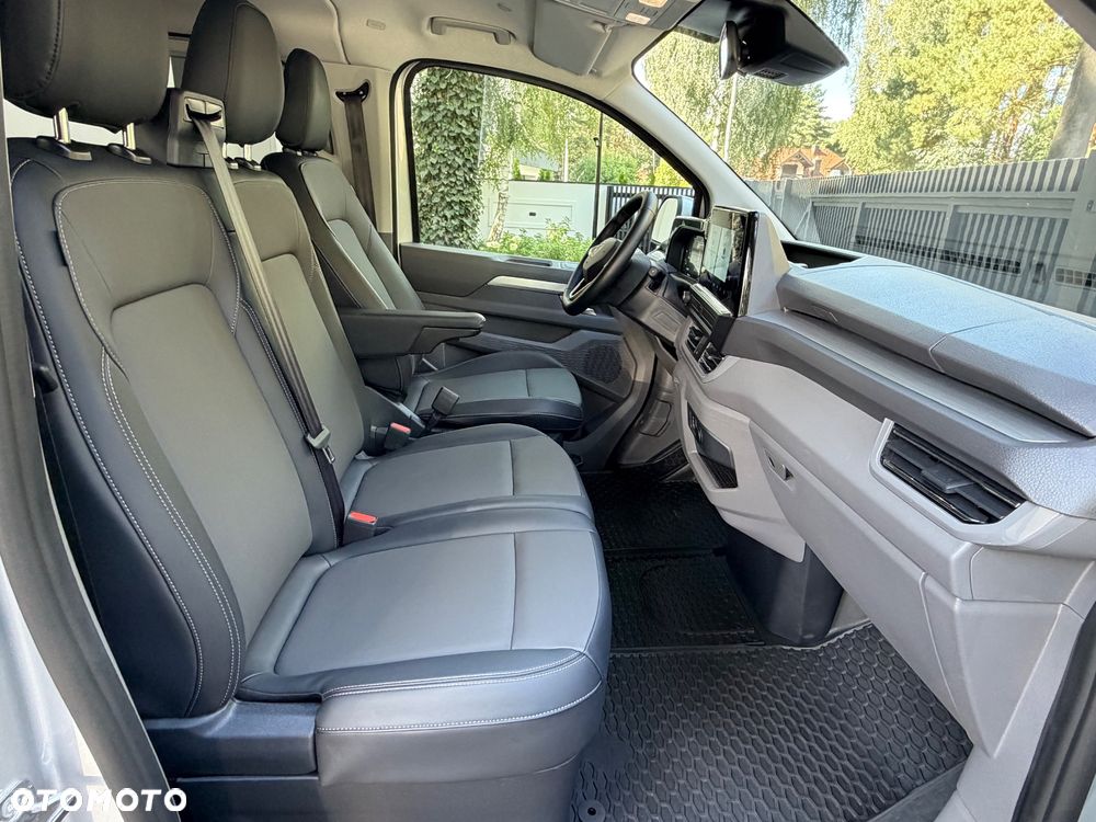 Volkswagen Caravelle 2.0 TDI L2 - 17