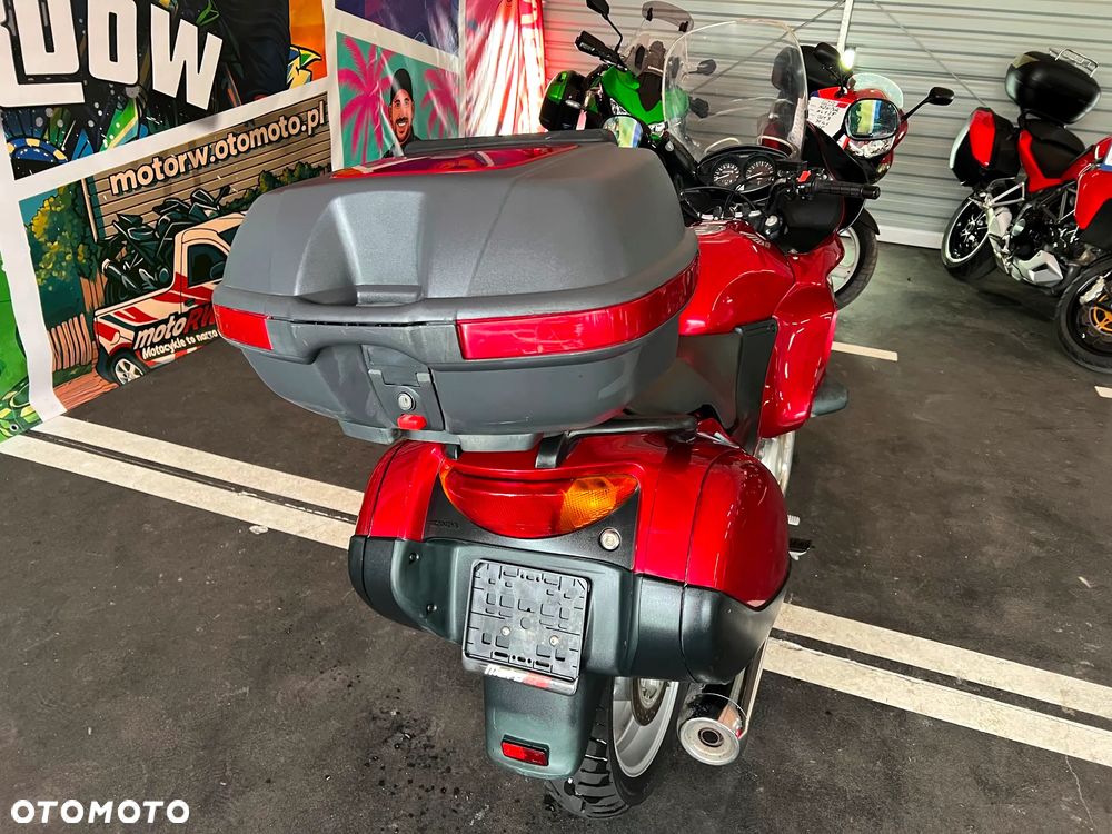 Honda NT - 18