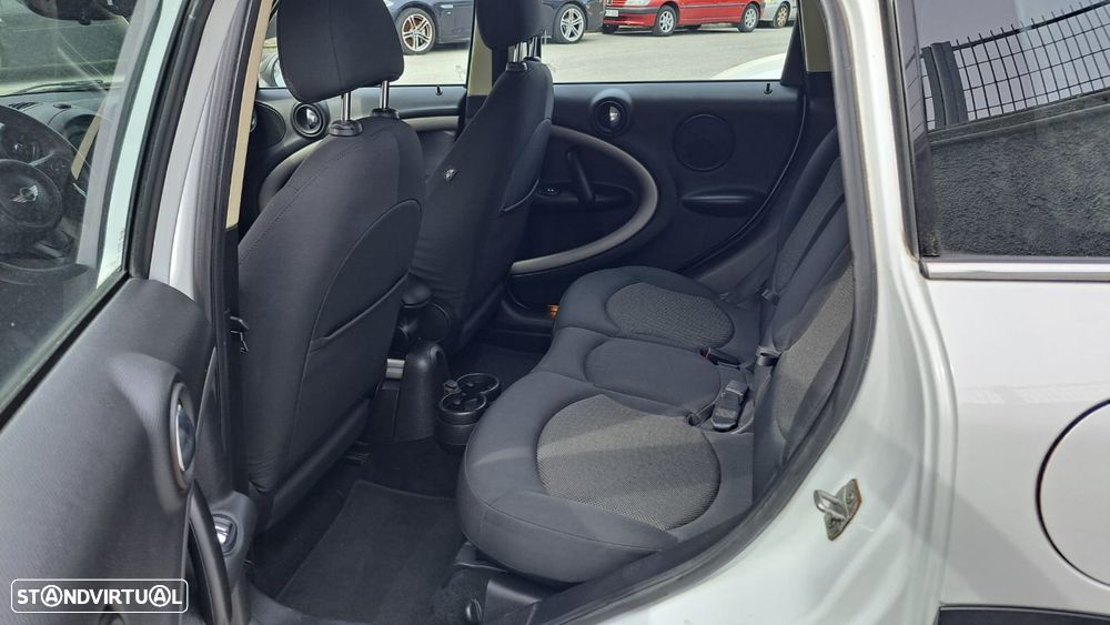 MINI Countryman One - 26