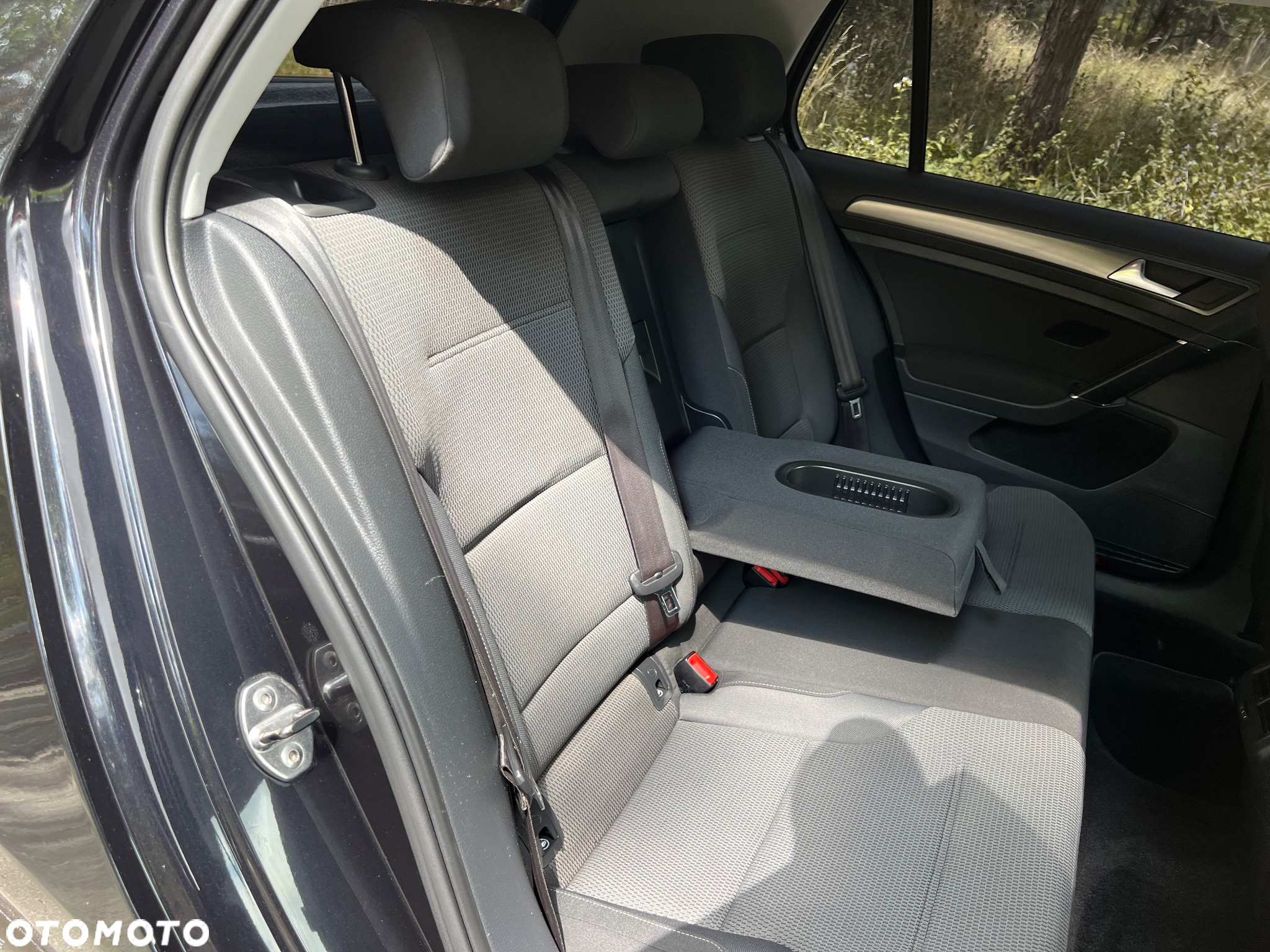 Volkswagen Golf - 27