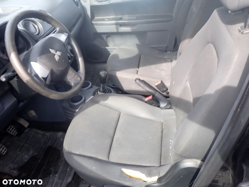 CZĘŚCI - Mitsubishi Colt VI Z30 1,3 4A90 70kW 95KM LIFT FL HB 5D 2009r. lakier 56H INDEX - 8156 - 7