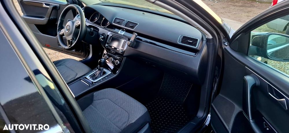 Volkswagen Passat 2.0 TDI BlueMotion Technology DSG Comfortline - 10