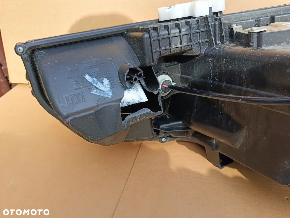 Full Led przedni lewy Nissan Leaf czarny lampa lewa 260606WK7A ciemna - 6