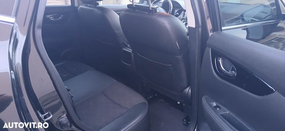 Nissan Qashqai 1.6 DCI ALL-MODE 4x4i N-Connecta - 9