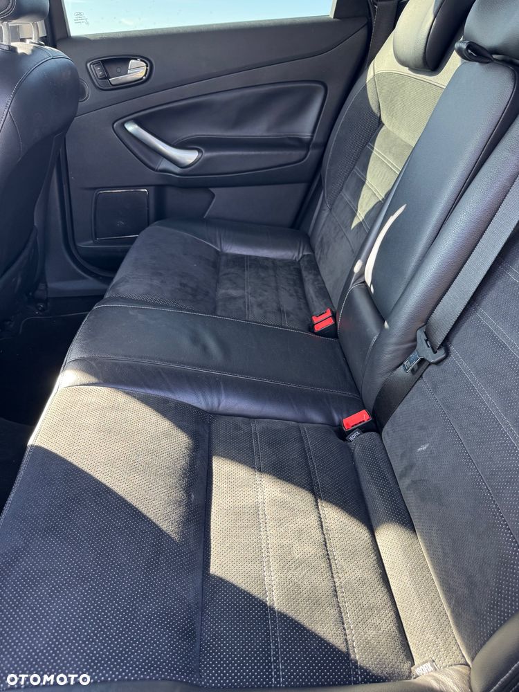 Ford Mondeo 2.0 Titanium X - 11