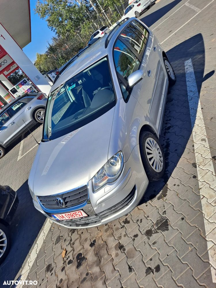 Volkswagen Touran - 21