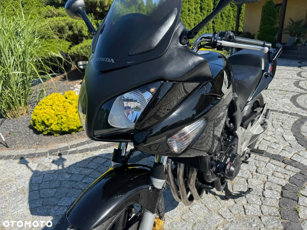 Honda CBF - 33