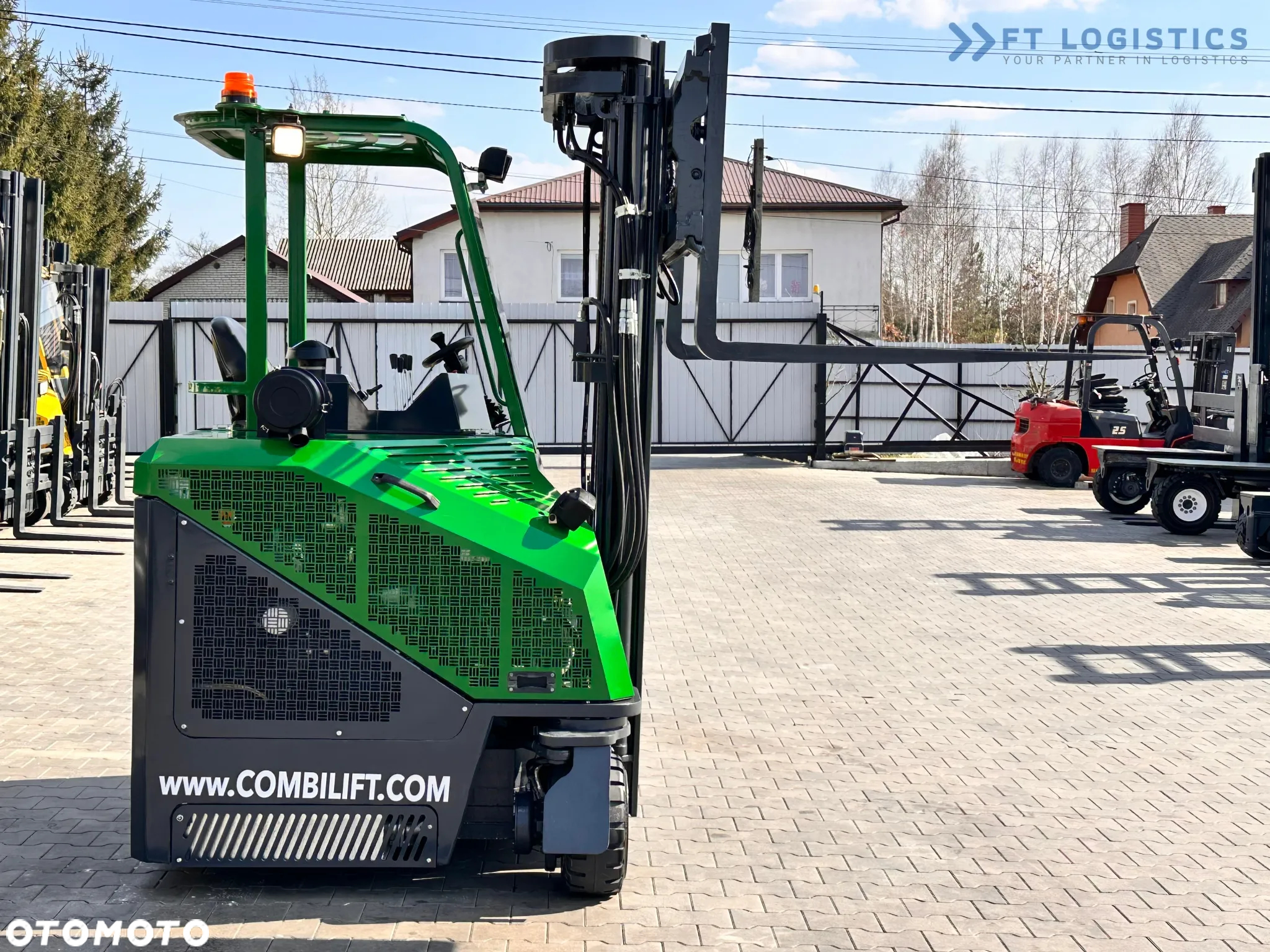 Combilift CB2500 / DIESEL / TRIPLEX / 5500MM / WOLNY SKOK / PRZESUW WIDEŁ / POZYCJONER / JAK NOWY - 21