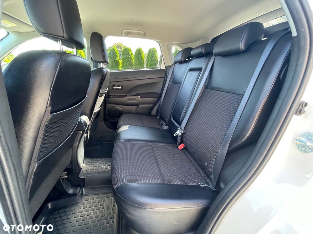 Peugeot 4008 - 24