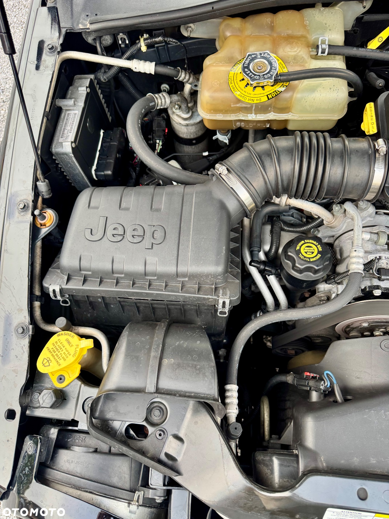 Jeep Cherokee 3.7L Limited - 21