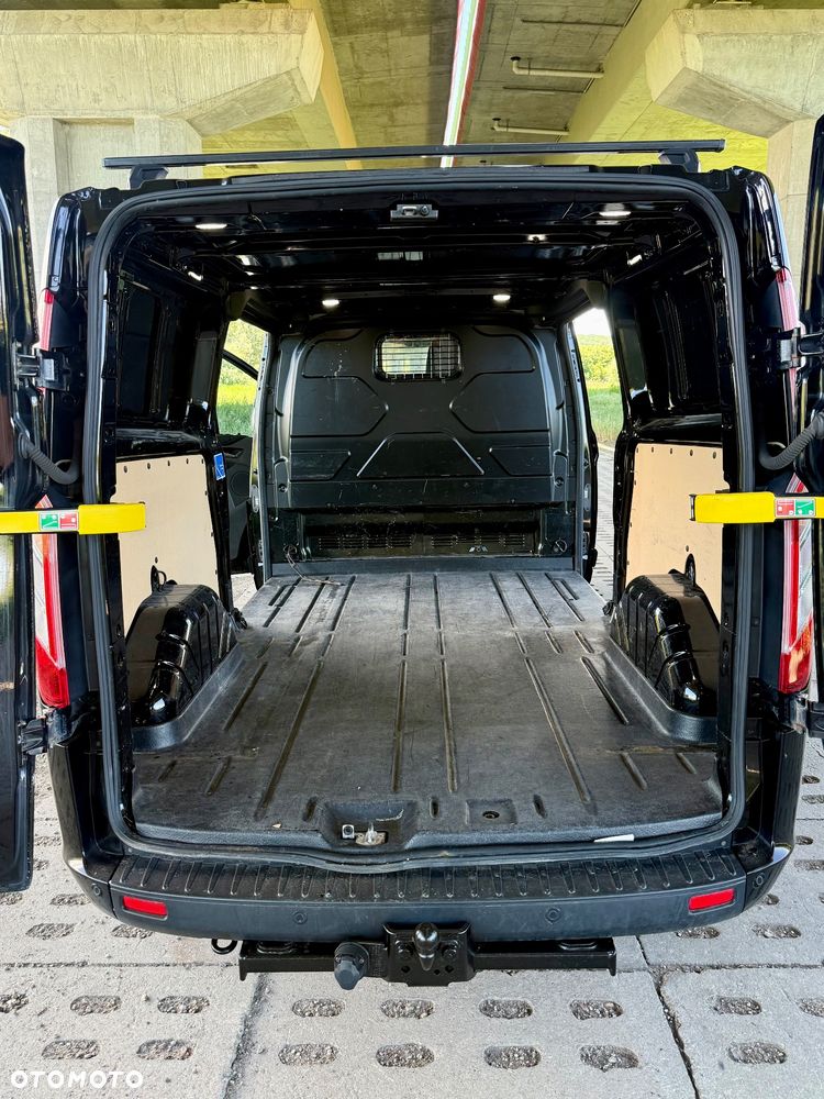 Ford Transit Custom - 19