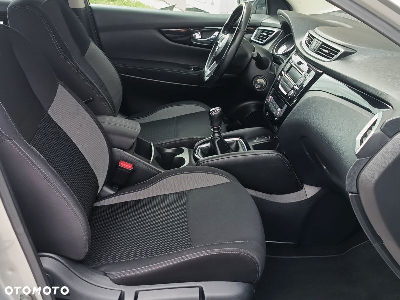 Nissan Qashqai - 24