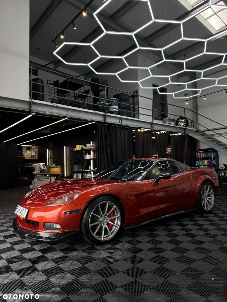 Chevrolet Corvette - 2