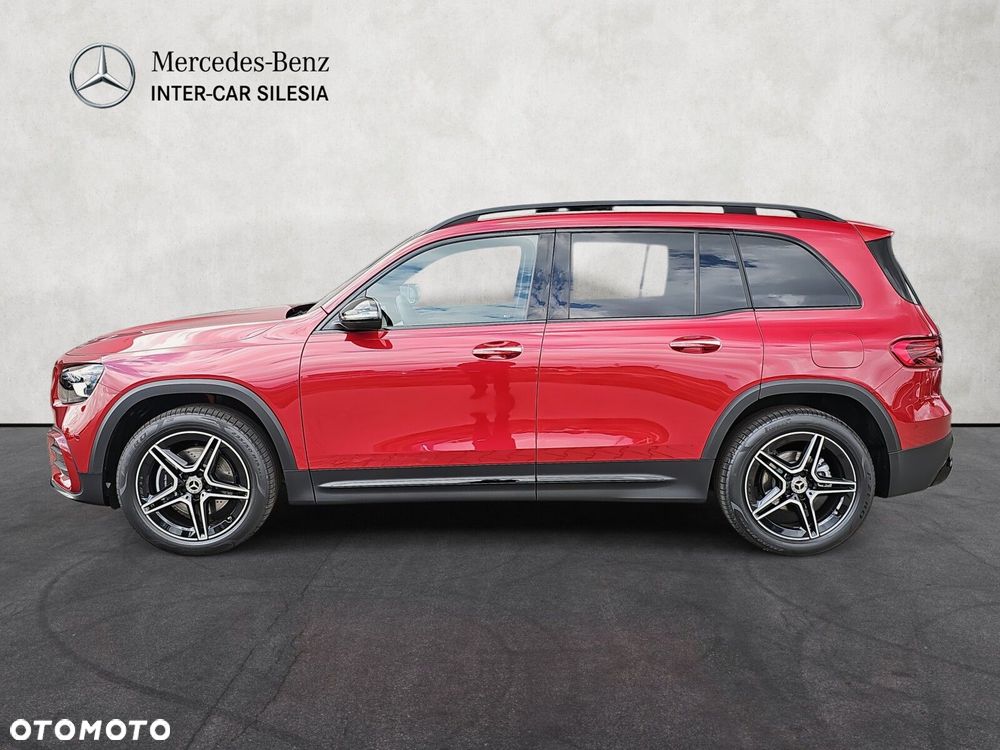 Mercedes-Benz GLB - 8