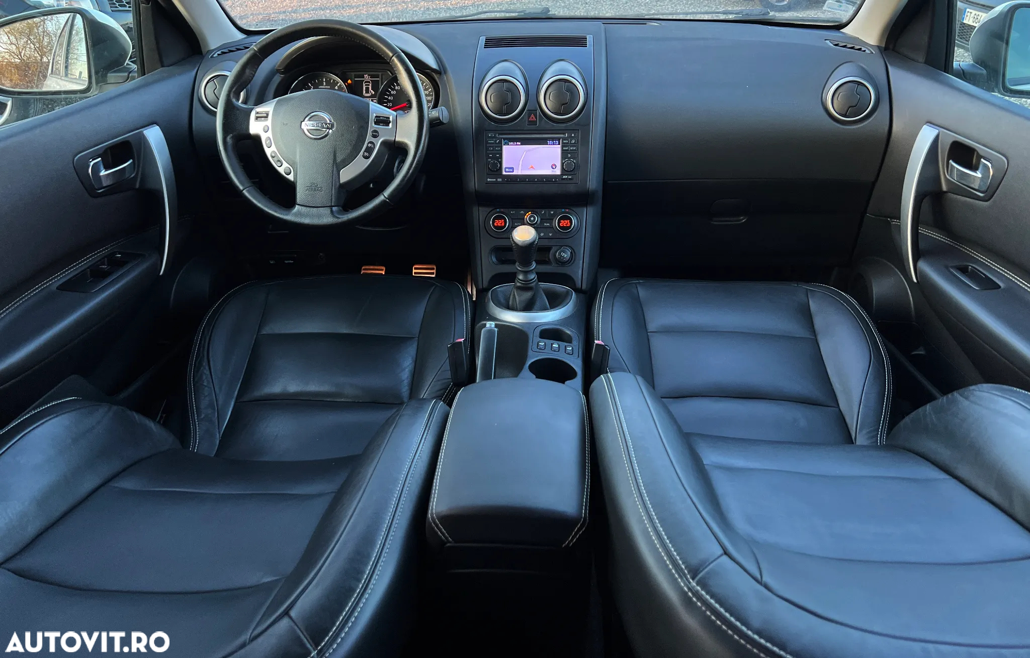 Nissan Qashqai 1.6 DCI TEKNA - 8