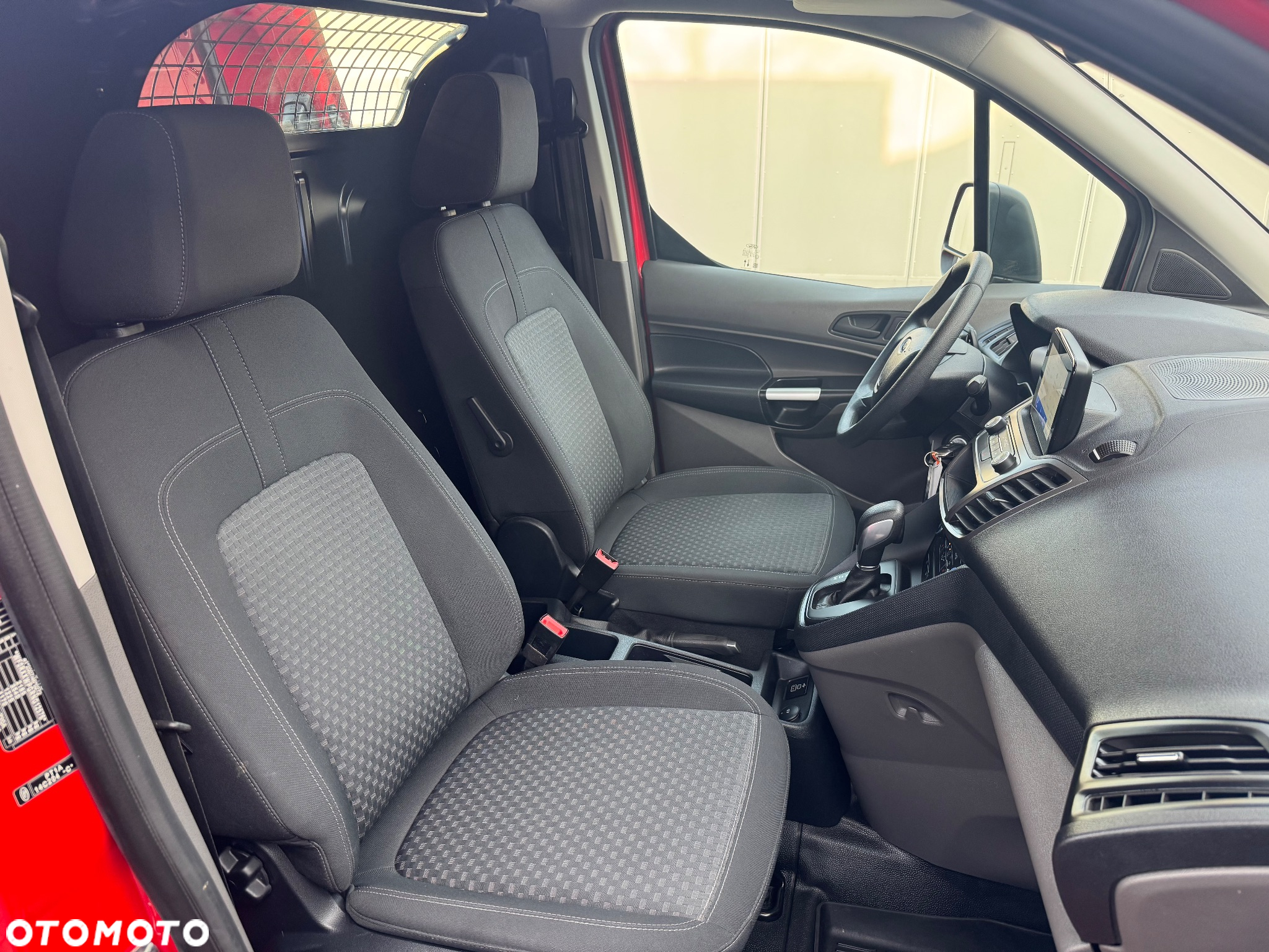 Ford TRANSIT CONNECT - 33