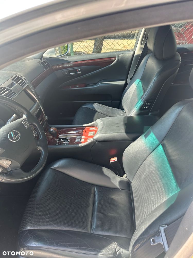 Lexus LS 460 Elegance - 12