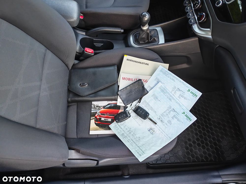 Kia Rio 1.2 L - 20