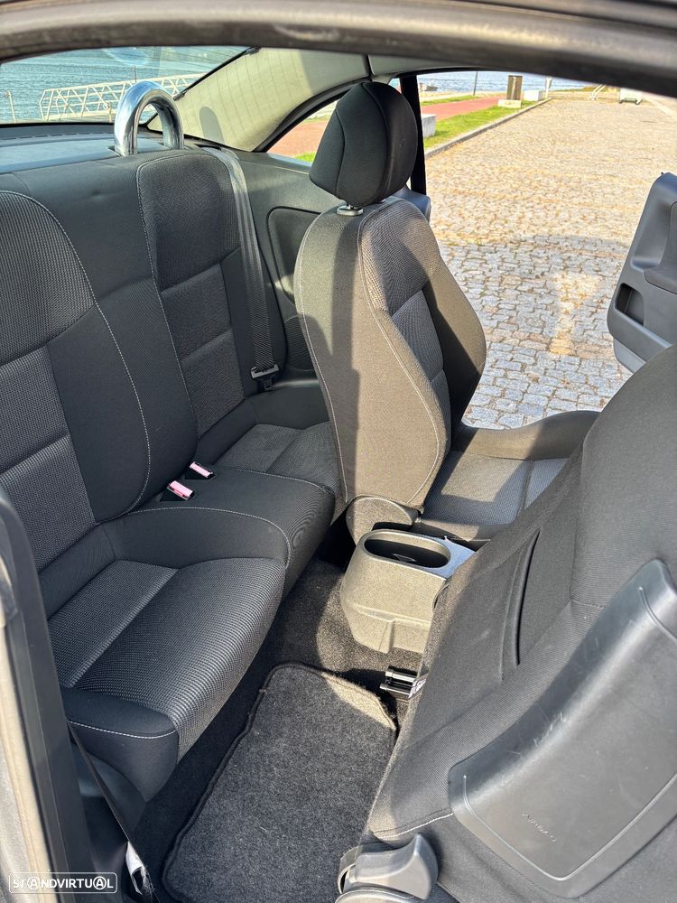 Peugeot 207 CC 1.6 HDi FAP - 9