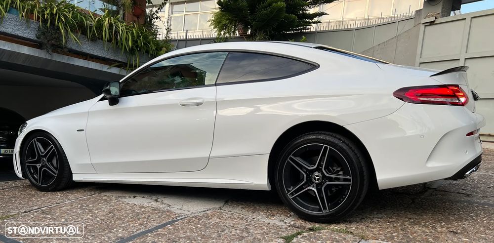 Mercedes-Benz C 220 d Coupe 9G-TRONIC AMG Line Plus - 14