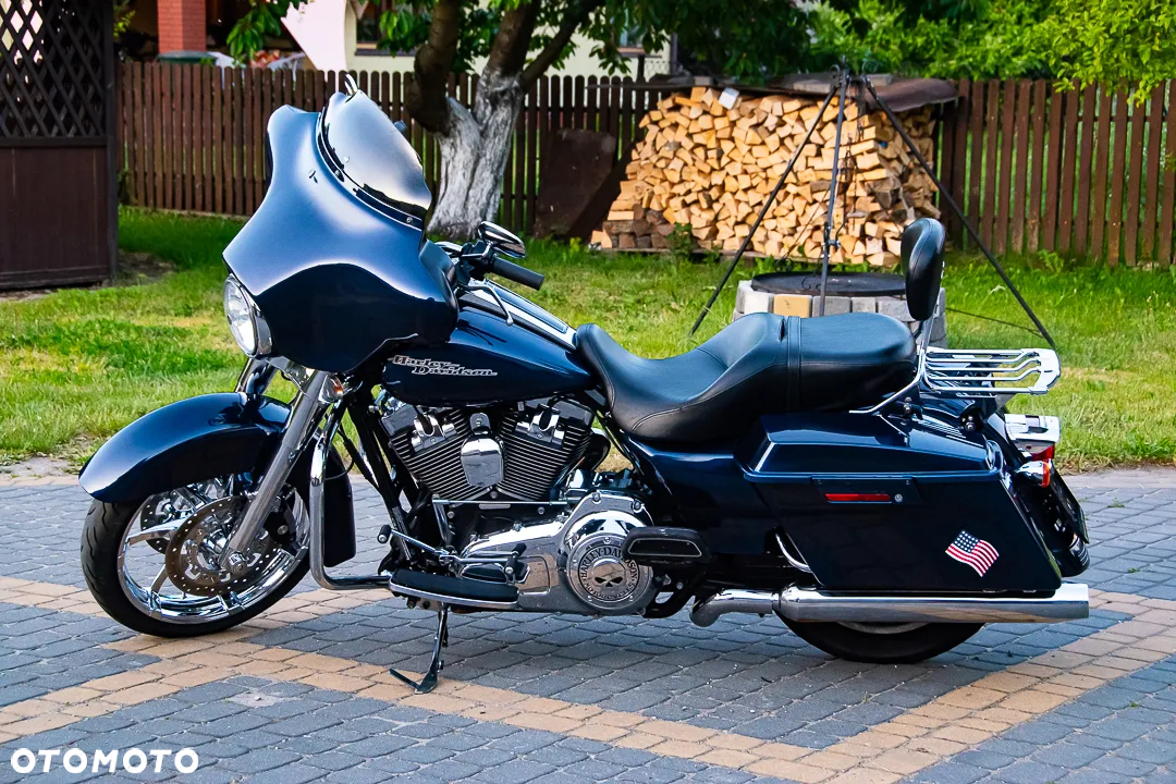 Harley-Davidson FLH Electra Glide - 33