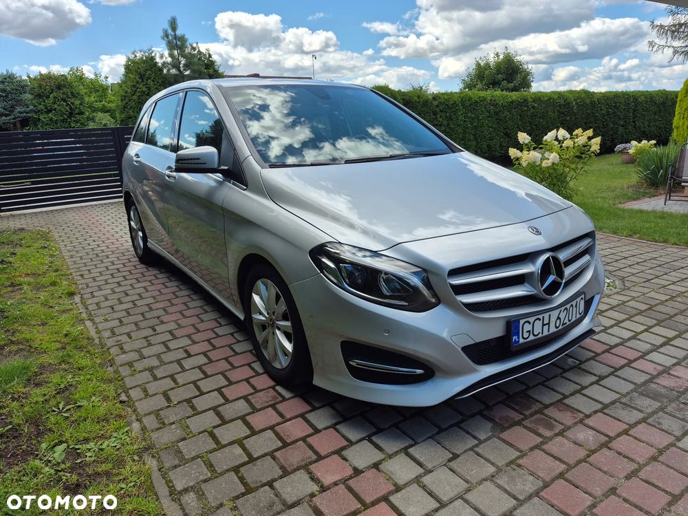 Mercedes-Benz Klasa B 180 7G-DCT UrbanStyle Edition - 2