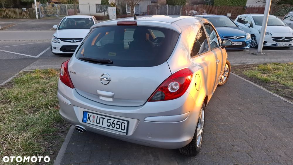 Opel Corsa - 10