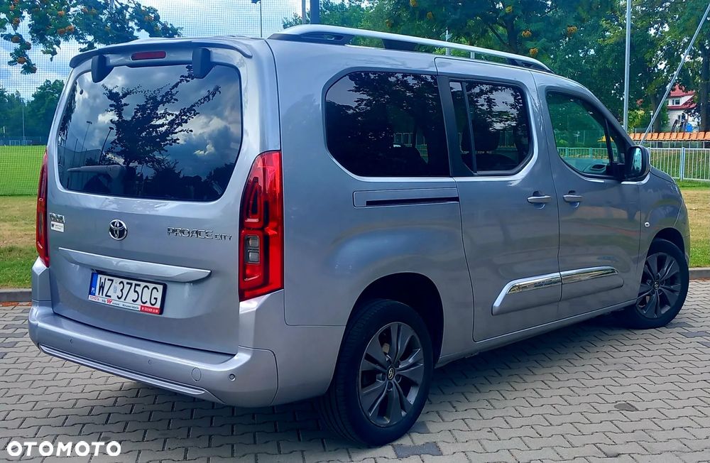 Toyota Proace City Verso Long 1.5 D-4D Family - 4