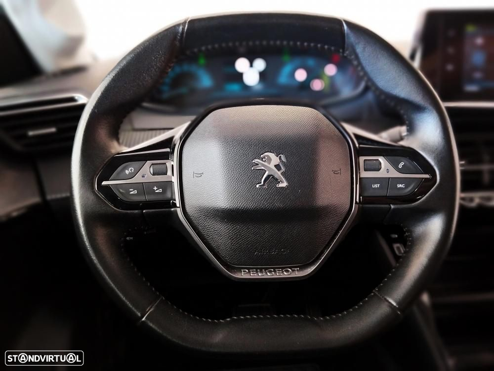 Peugeot e-208 50 kWh Active Pack - 32