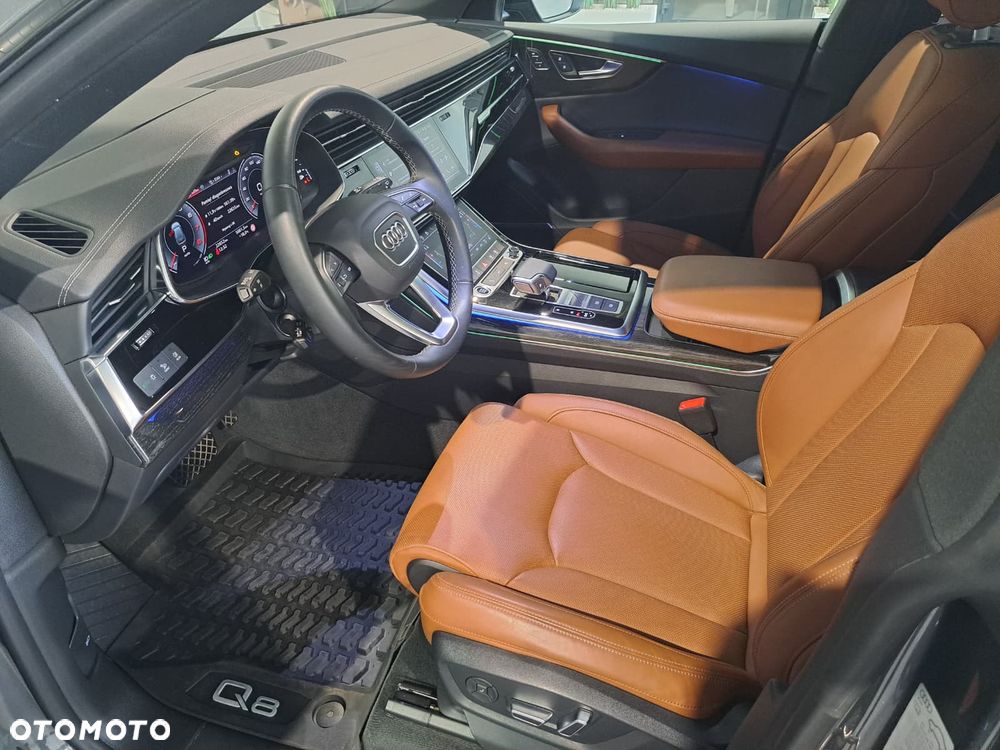 Audi Q8 55 TFSI mHEV Quattro Tiptronic - 8