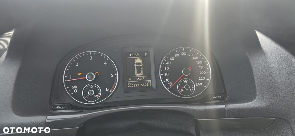 Volkswagen Touran 1.6 TDI DPF DSG Trendline - 17