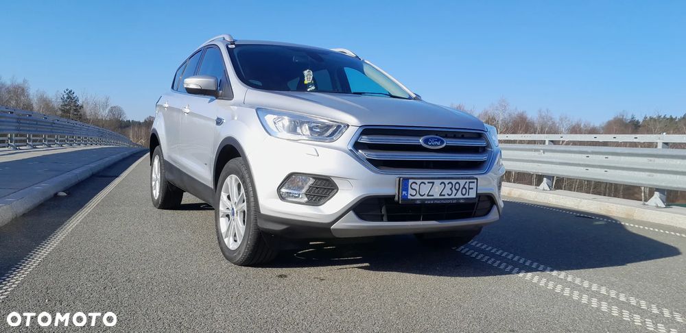 Ford Kuga 2.0 TDCi AWD Titanium - 2