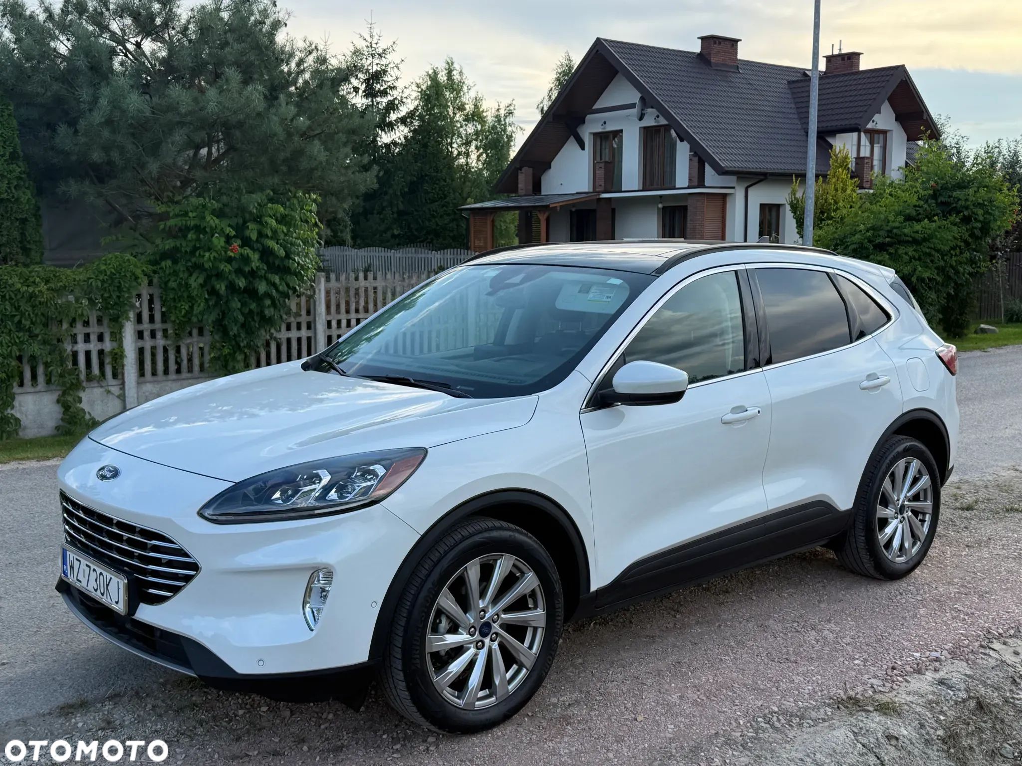 Ford Escape 2.0 EcoBoost AWD Titanium - 1