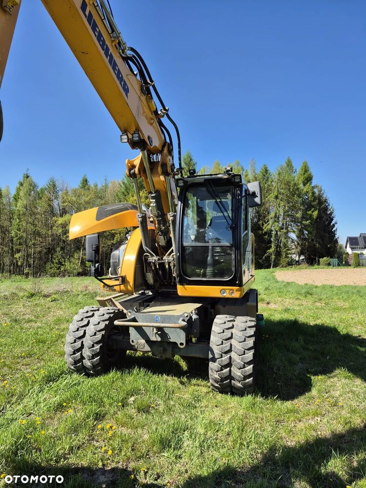Liebherr A914 - 4