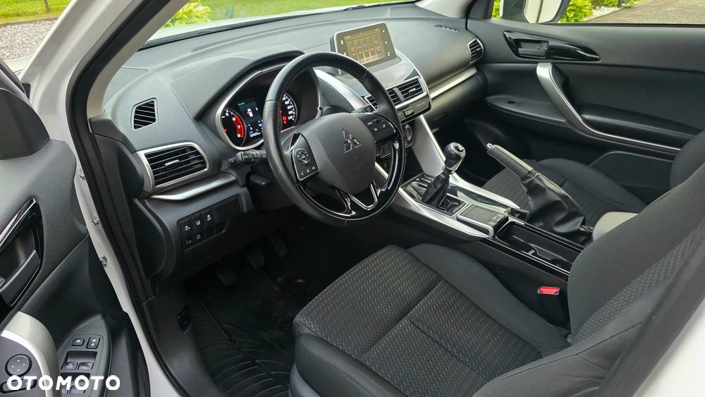 Mitsubishi Eclipse Cross 1.5 T Intense - 12