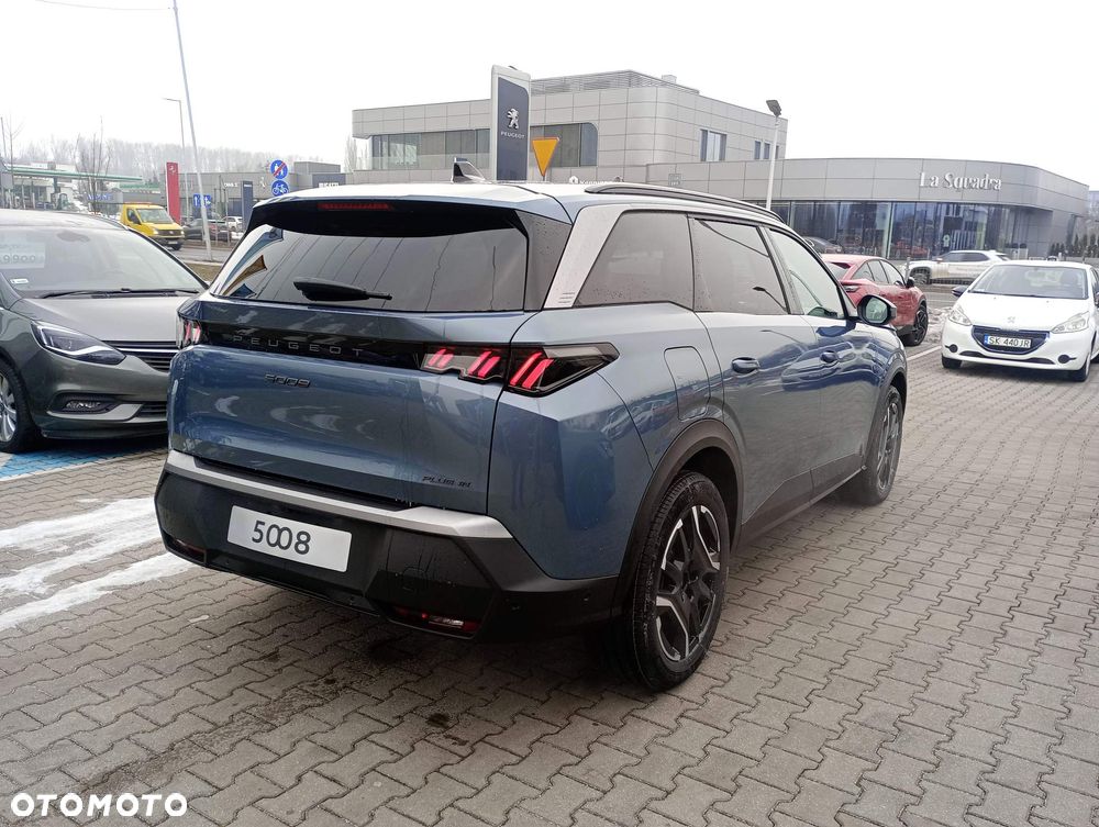 Peugeot 5008 1.6 PHEV 195 Allure S&S e-DCS7 - 11